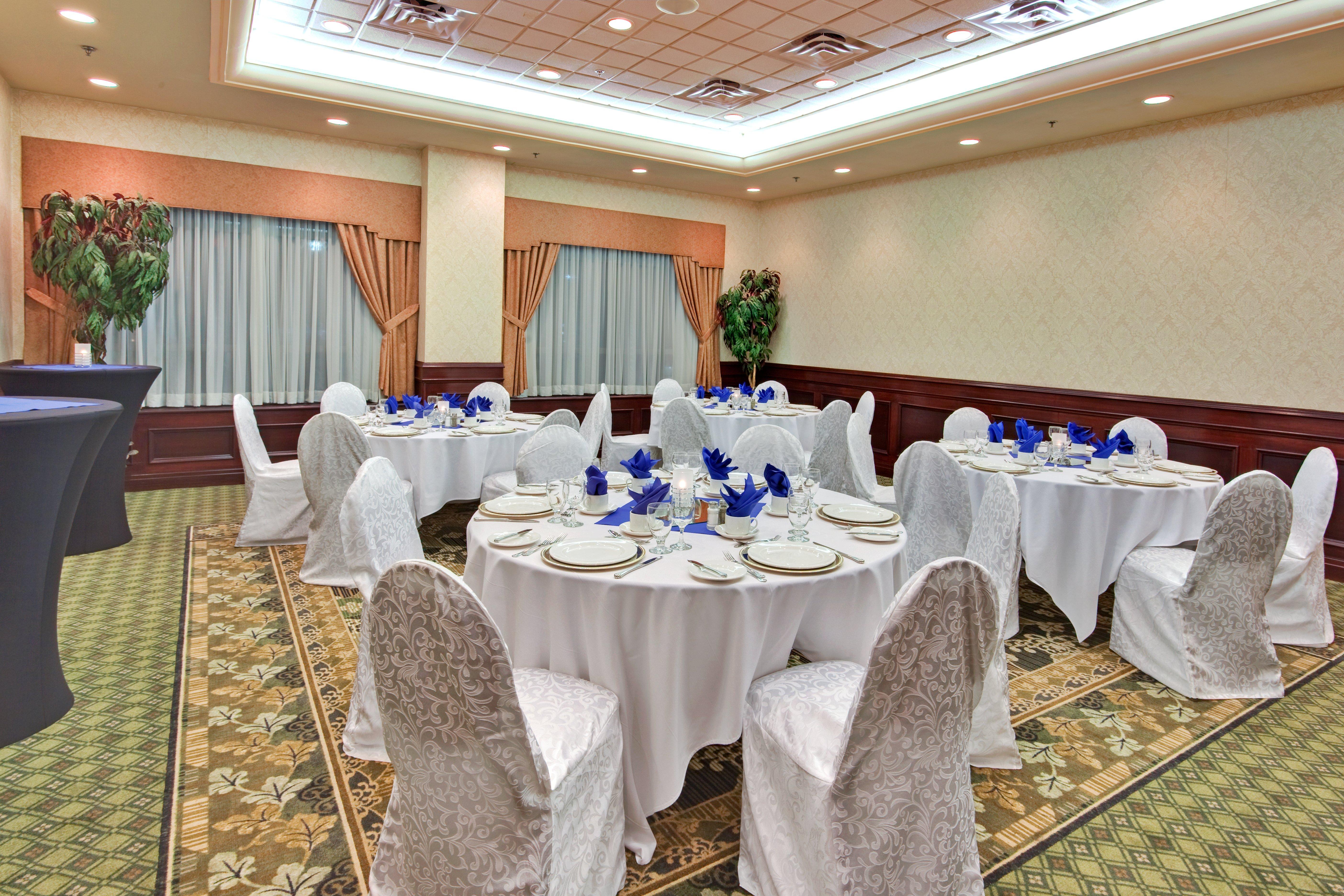 Holiday Inn & Suites Oakville At Bronte, An Ihg Hotel מראה חיצוני תמונה