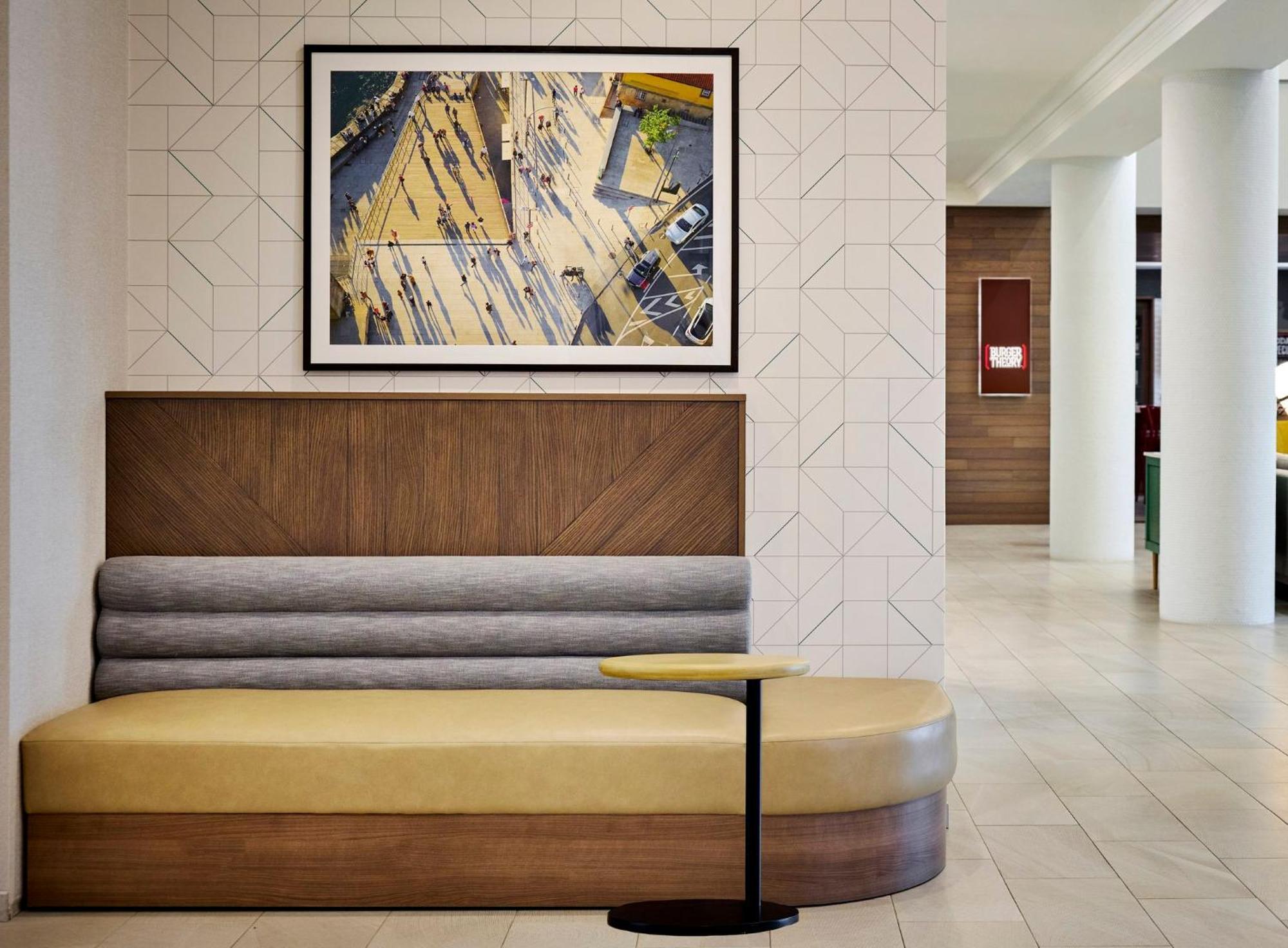Holiday Inn & Suites Oakville At Bronte By Ihg מראה חיצוני תמונה